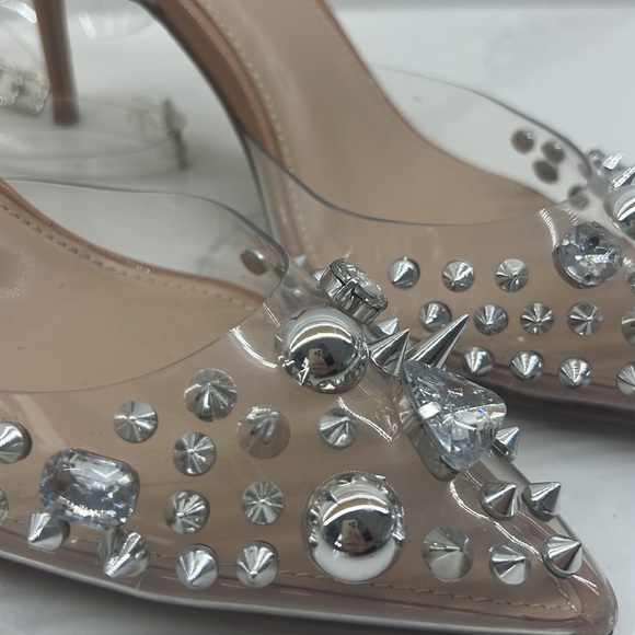 Stunning studded Steve Madden heels - Picture 4 of 8